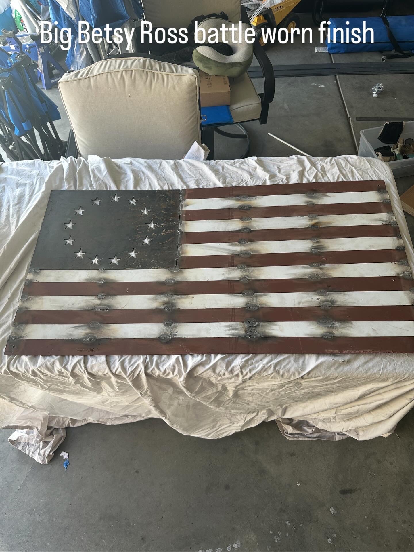 1 Metal American Flag - Betsy Ross LG